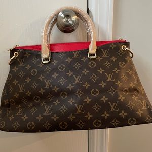 Louis Vuitton look-alike tote